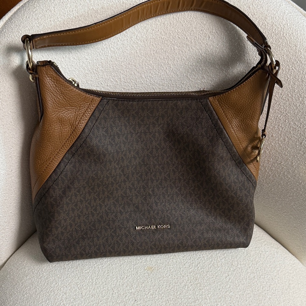 Michael Kors Two-Tone Brown Shoulder Bag